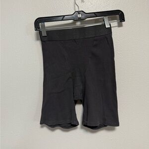 Women’s Aerie Grey Boxer Shorts – Size Small